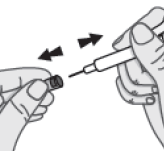 Mano che fissa un adattatore all