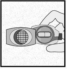 Dispositivo autoiniettante con due finestre trasparenti che mostrano il farmaco e l