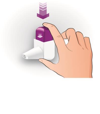 Mano che preme il pulsante di un dispositivo autoiniettante bianco e viola per l