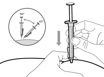 Mano che tiene una siringa pronta per l