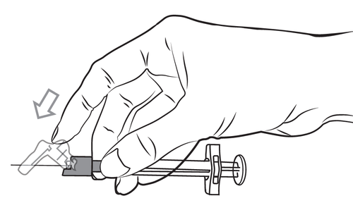 Mano che impugna una siringa con ago inserito nella pelle, freccia bianca indica la direzione di iniezione e sezione trasversale del punto di inoculazione