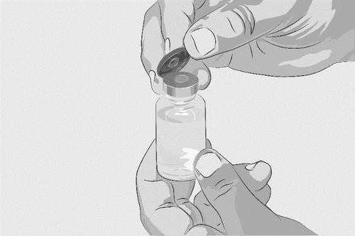 Mano che rimuove il tappo protettivo da un flaconcino di vetro trasparente contenente un liquido chiaro