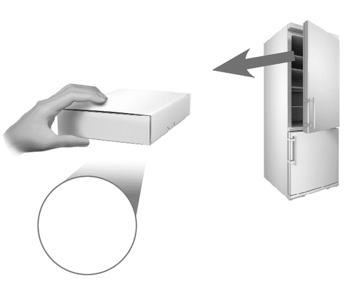 Mano che spinge un cassetto aperto da un frigorifero medico con freccia direzionale e dettaglio ingrandito del meccanismo